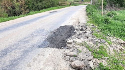 Lucrările la drumurile județene din Timiș, amânate din lipsa banilor / ”Din cauza legislației în vigoare se pare că o să rămânem cu drumurile actuale”