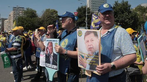 Premieră în România ultimilor ani: trei proteste simultane ale sindicatelor - angajații din educație, din sănătate și din poliție sunt în stradă