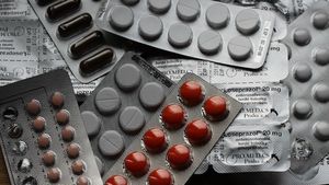 Antibioticele, nerecomandate în virozele necomplicate, atenționează medicii de familie şi de medicină generală / În caz de îmbolnăvire, trebuie evitată automedicația