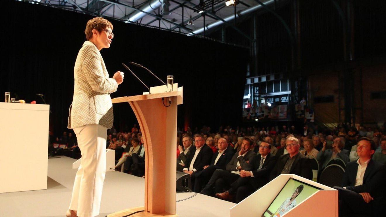 Germania anunță că dorește să plătească mai mult pentru cheltuielile de funcționare ale NATO, dar nu mai mult decât SUA