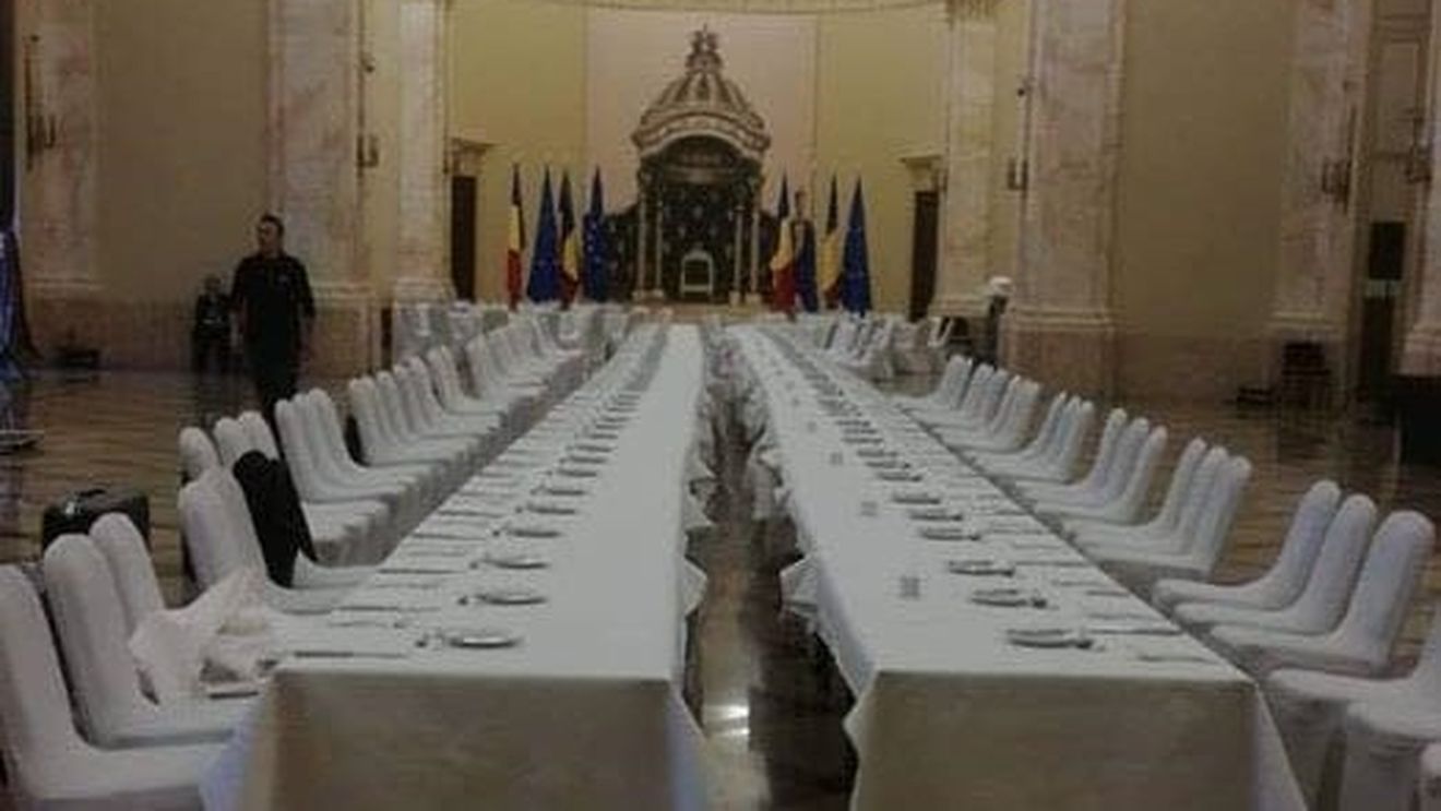 Istoricul Alexandru Muraru: Sala Tronului va fi folosită din nou ca sală de mese de către guvernul Dăncilă/ Este un sacrilegiu fără precedent în istoria europeană a preluării președinției UE