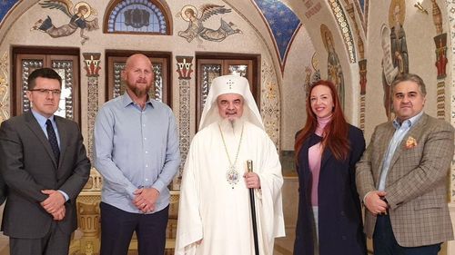 Patriarhul Daniel, întâlnire cu șeful de campanie al președintelui SUA: ”Patriarhul României apreciază faptul că președintele Donald Trump este un bun patriot”