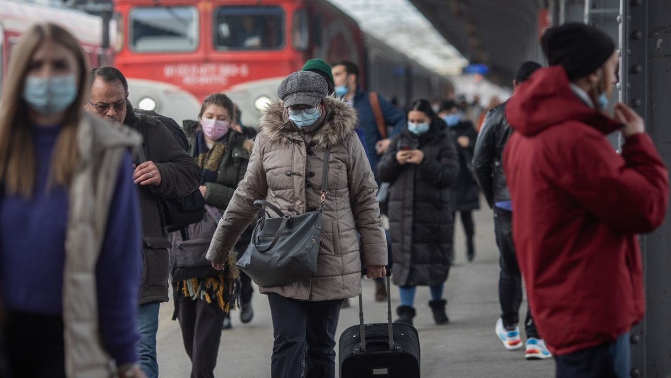 S-a stricat sistemul electronic de rezervări, biletele de tren pot fi cumpărate vineri dimineață doar de la ghișee