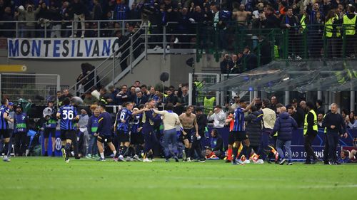 Carusel de emoții pe Giuseppe Meazza - Inter Milano este prima finalistă a Ligii Campionilor după 4-3 cu Barcelona