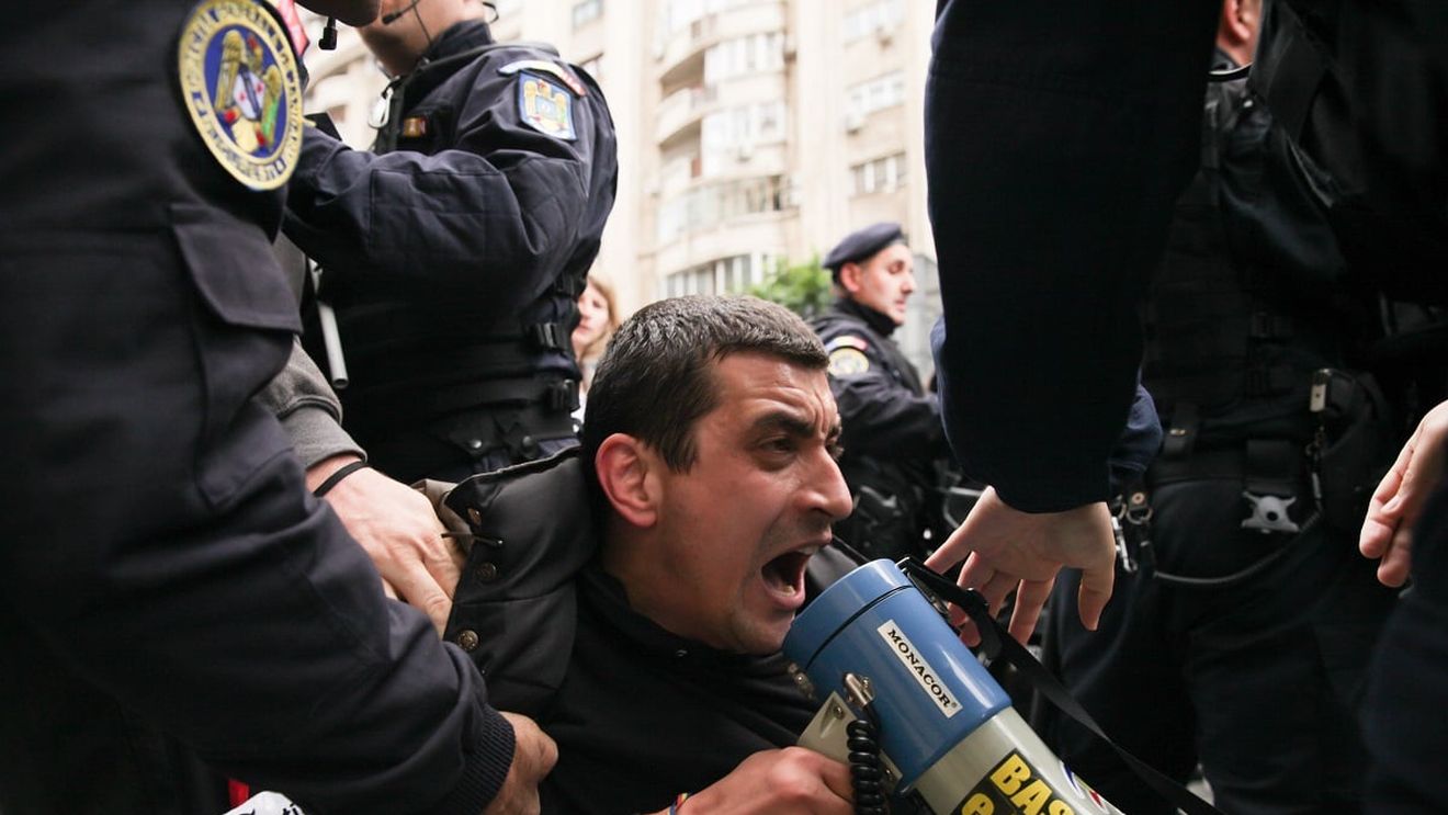 Reporter de Iași: Cine este George Simion, omul care „a dat foc” Republicii Moldova / Plahotniuc, ruși, expulzări și foarte mulți bani