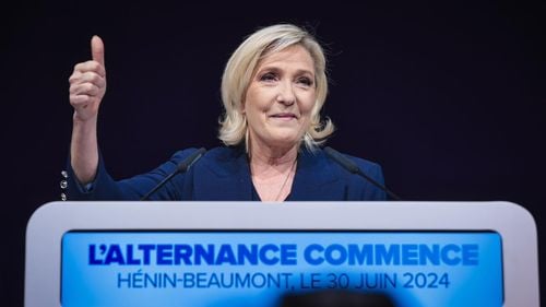 În cazul unei majorități relative, Marine Le Pen propune alianțe cu ”deputați compatibili” din alte partide