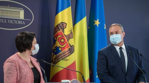 Premierul Ciucă: Sunt impresionat de mobilizarea Guvernului Republicii Moldova şi de administraţia de la Chişinău de a răspunde la prima parte a chestionarului UE/ Ţineţi-o tot aşa!