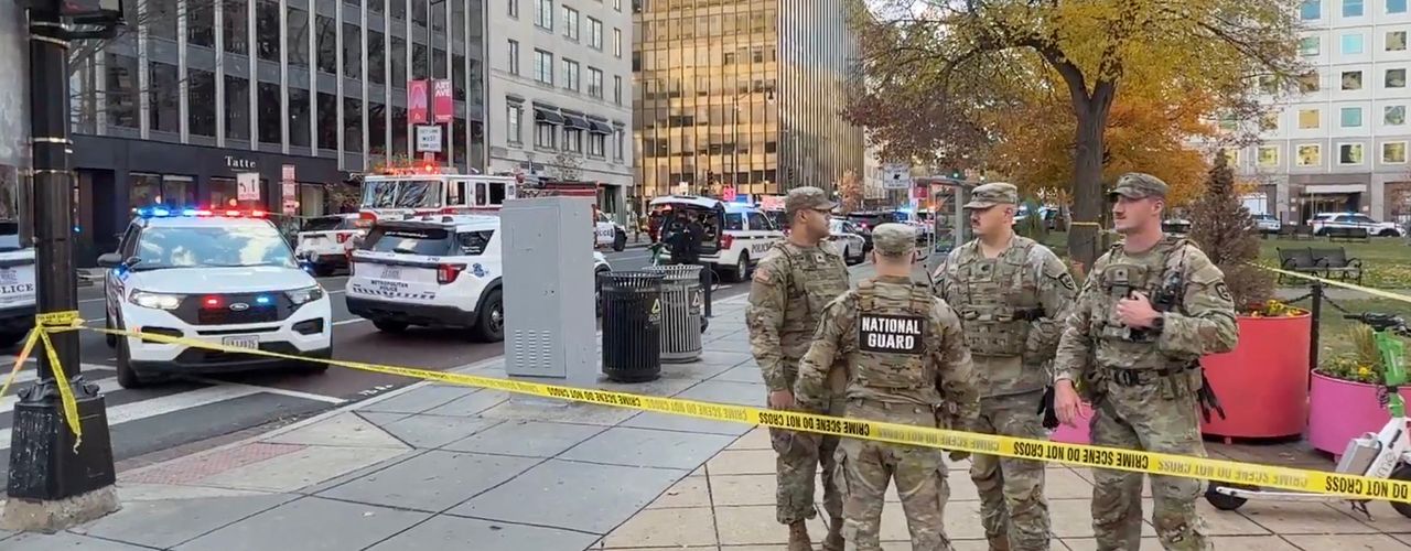 BREAKING Doi membri ai Gărzii Naționale au fost împușcați în apropierea Casei Albe / Șeful celulei de criză îndeamnă oamenii să se roage pentru ”cei doi eroi” aflați în stare critică / Trump anunță o ”reexaminare a tuturor străinilor veniți din Afganistan” în timpul lui Biden