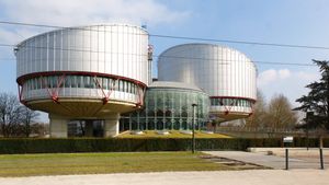RAPORT România, în plutonul țărilor cu peste 50% din hotărările importante pronunțate de CEDO în ultimii zece ani care încă nu au fost puse în aplicare / Ungaria este campioană absolută, România conduce la cel mai mare număr de hotărâri importante în așteptare 