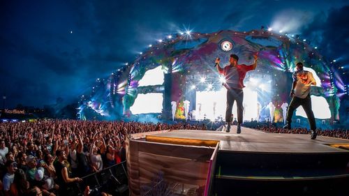 FOTO Neversea, a doua noapte de festival/ UPDATE 67.000 de oameni au participat (estimare)