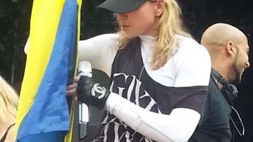 Pink Floyd, Madonna, Sting și The Cure, printre vedetele care sprijină Ucraina / Iggy Pop și-a anulat concertele în Rusia