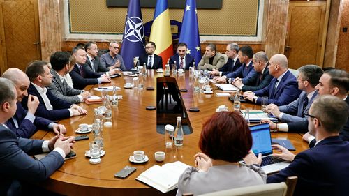 Ilie Bolojan: Ministrul Pîslaru are mandat să negocieze cu Comisia Europeană creșterea eșalonată a salariilor la demnitari