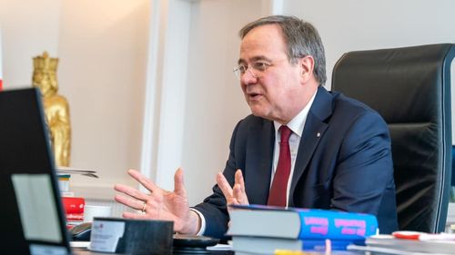 Cum a câștigat Armin Laschet poziția de candidat al Uniunii CDU / CSU la funcția de cancelar după zece zile de lupte politice grele cu Markus Söder