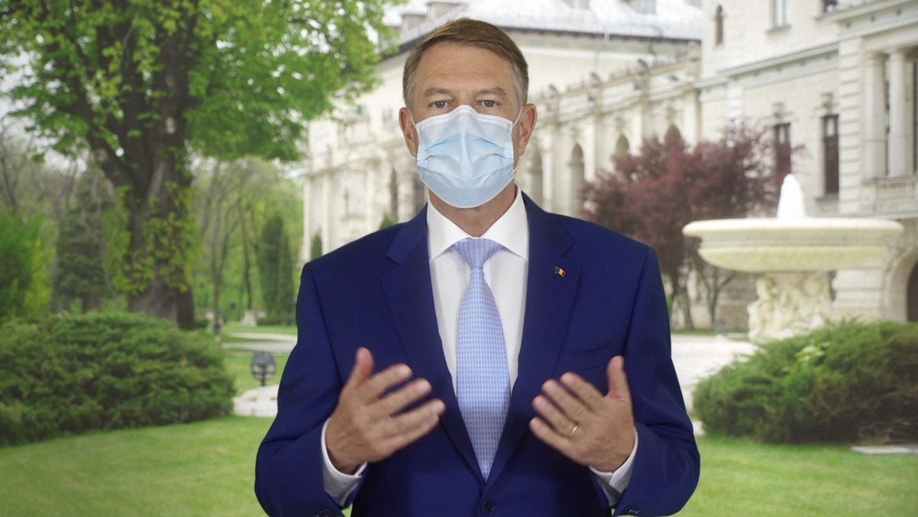 Klaus Iohannis: Împreună, cu răbdare şi tărie sufletească, vom depăşi această teribilă perioadă şi ne vom recăpăta normalitatea care ne-a lipsit atât de mult