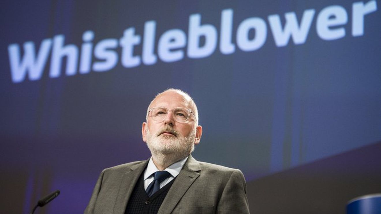 Frans Timmermans a demisionat oficial din funcţia de vicepreşedinte al Comisiei Europene/ Slovacul Maroš Šefčovič i-a preluat atribuțiile / Timmermans declara recent că vrea să devină premierul Olandei