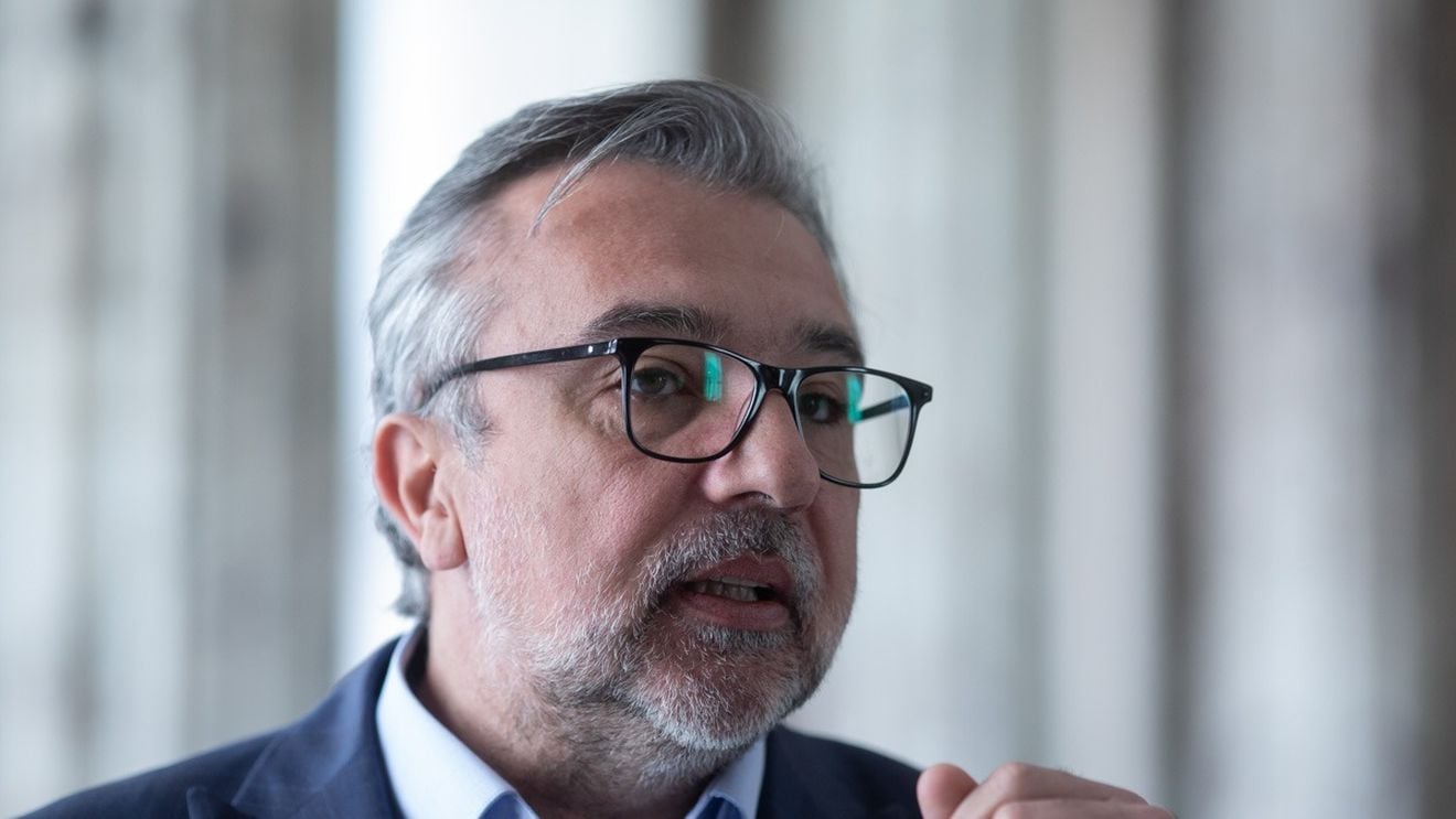 Lucian Romaşcanu, despre decizia PSD de a lăsa la latitudinea votanţilor săi pe cine vor alege în turul doi: Dacă cineva crede că există vreo minimă posibilitate a partidelor de a mai influenţa votul românilor, nu a fost atent la rezultatele de duminică