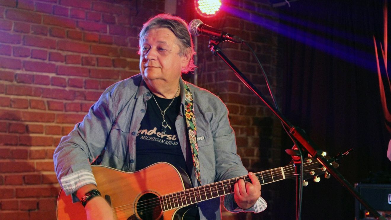 Mircea Vintilă și Ducu Bertzi cântă la Festivalul Național de Folk, de la Băile Felix