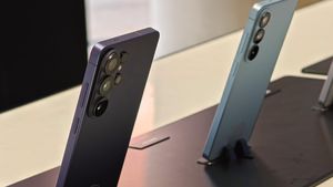 VIDEO EXCLUSIV Dezvoltarea smartphone-urilor a atins o limită? Tiberiu Dobre (Samsung România): „Vor fi îmbunătățiri incrementale în fiecare an / AI, un punct de cotitură”