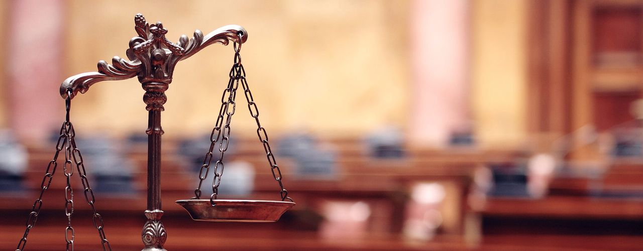 EXCLUSIV Tribunalul Ilfov nu avea competența să judece deciziile politice ale unui partid / Instanța a suspendat deciziile politice luate de PNL în cazul puciștilor