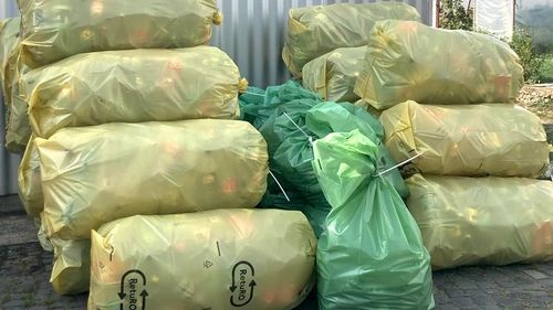 RetuRO la dă bătăi de cap micilor comercianți / Proprietar de magazin de 64 mp: „E plin de viruși și microbi. M-am îmbolnăvit și eu, și colegul meu. Este un atac la siguranța alimentară”