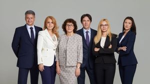 Primul centru multidisciplinar integrat pentru tratarea melanomului deschis în cadrul spitalului Euroclinic. Pacienții beneficiază de acum de un parcurs complet de îngrijire: diagnostic, tratament și monitorizare, toate într-un singur loc