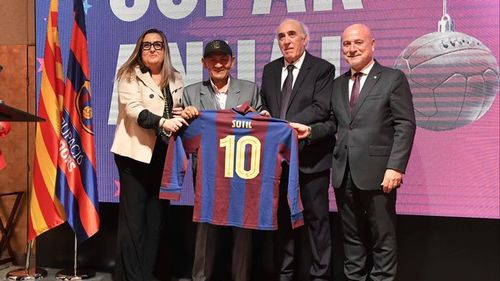 Hugo Sotil, fost fotbalist la FC Barcelona, a murit la 75 de ani. El a fost coechipier cu legendarul Johan Cruyff