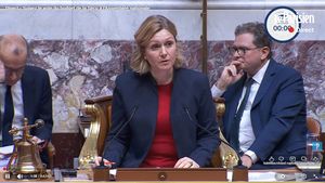 Adunarea Națională a Franței adoptă la limită proiectul bugetului asigurărilor sociale. Guvernul Lecornu supraviețuiește, deocamdată.