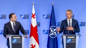 Jens Stoltenberg a reiterat sprijinul NATO pentru suveranitatea și integritatea teritorială ale Georgiei: „Orice viitoare agresiune rusă va avea consecinţe economice şi politice grave pentru Rusia”