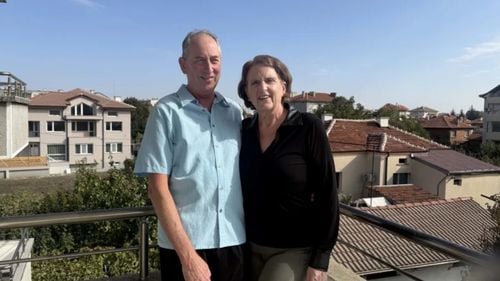 Motivul pentru care un cuplu de americani s-a mutat la doi pași de România: „Nu ne mai temem de împușcături”