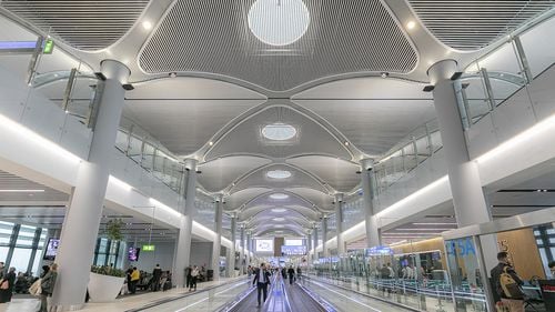 Italia justifică restricţiile dure de călătorie care au surprins alte ţări europene