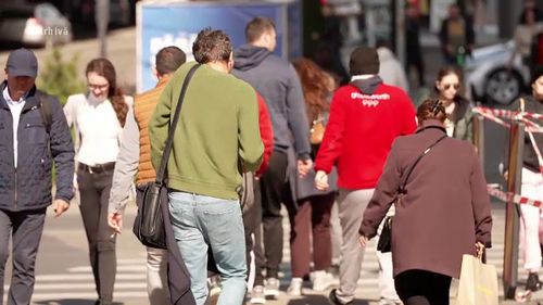 Pilonul 3 e tot mai căutat. Pensia pe care o poate primi un român cu 5.300 lei salariu, după 40 de ani de contribuții