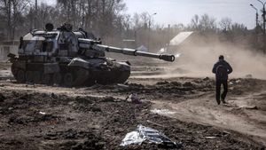 Ziua 63 de război: Putin amenință că „va exista un răspuns” fulgerător dacă o altă țară „intervine” în războiul din Ucraina / Kievul se așteaptă la „săptămâni extrem de dificile”