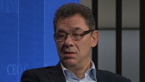 „Milioane de oameni au murit din cauza lor, a acestui număr mic de criminali” - directorul executiv Pfizer, Albert Bourla despre anti-vacciniști