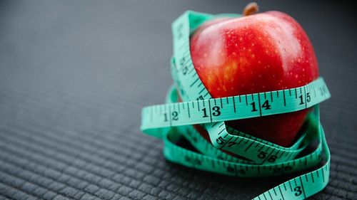 Nutriţionist: 80% dintre regimurile de scădere în greutate pornite la început de an eşuează până la mijlocul lunii februarie / ”Schimbările bruşte pot duce rapid la 'oboseala de dietă' şi la revenirea la obiceiurile alimentare proaste”
