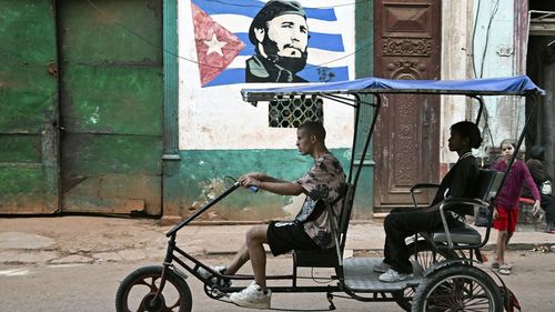Fără combustibil, dar pedalând în continuare: Noul boom al bicicletelor în Cuba
