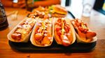 Emigranții germani au introdus hot-dog-ul în meniul americanilor de 4 Iulie / Tom Sawyer Days, cursa toaletelor și ouă gătite la soare / Tradiții bizare de Ziua Independenței