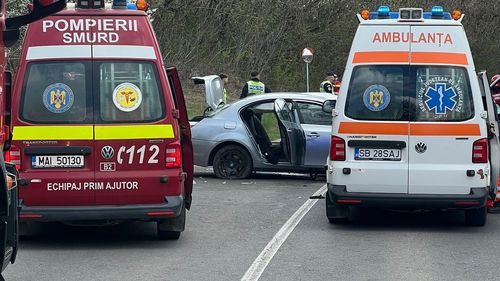 FOTO Accident rutier grav produs la ieșire din municipiul Mediaș spre Moșna / A fost activat Planul Roșu de Intervenție / Șase persoane au fost rănite