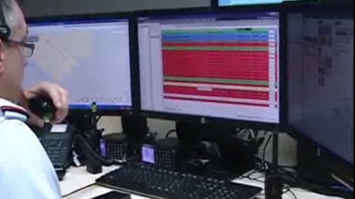 Dispecer către o fată care a reclamat că e șicanată în trafic: Poate dura jumătate de oră, poate dura o oră, poate dura 20 de minute sau poate dura 3 ore. Asta este legislația. La revedere!