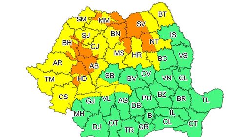 Cod portocaliu de ninsori abundente în 12 județe / Cod galben în zonele de munte și în jumătatea de vest şi nordul ţării