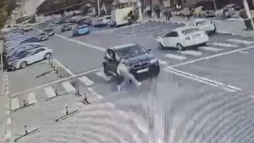 Doi bărbați din Năvodari s-au aruncat intenționat în fața mașinilor / Poliția recomandă șoferilor să-și monteze camere video