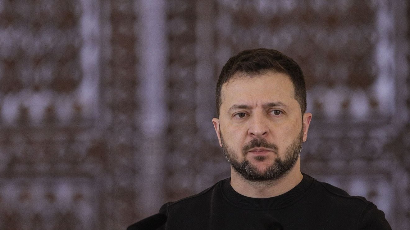 Zelenski vrea să știe cum ar pune Trump capăt războiului/ Liderul ucrainean se oferă să se întâlnească cu fostul președinte american