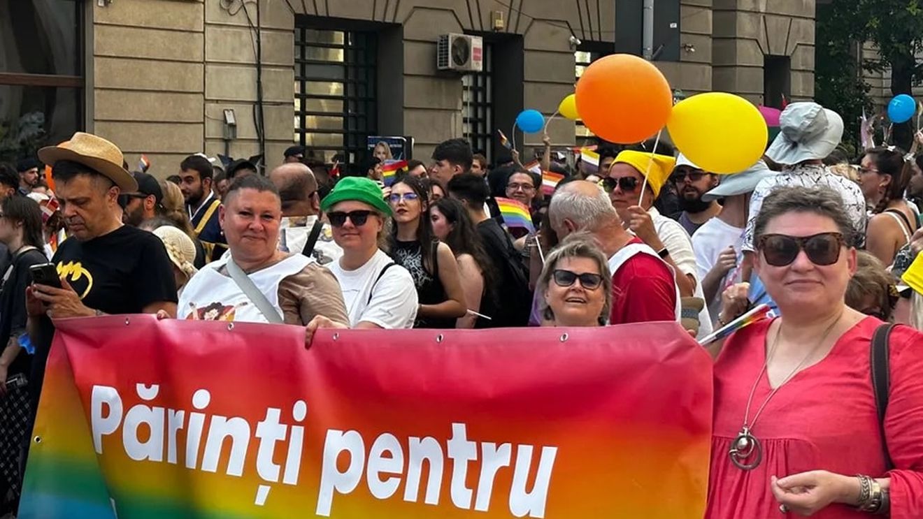 “Tot ceea ce este legat de persoanele LGBT generează multe temeri și frustrări, pe care Rusia le folosește cu mare abilitate în scopurile sale”, este reacția unei activiste LGBT din Republica Moldova la propaganda homofobă înaintea referendumului privind integrarea europeană