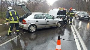 Un accident cu nouă persoane a avut loc pe DN3, între Constanța și Valu lui Traian/ Doi oameni au ajuns la spital