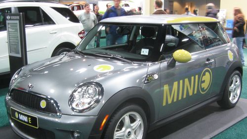 BMW amână introducerea unor noi modele Mini electrice din cauza „incertitudinilor”