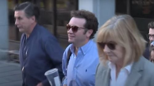 Actorul Danny Masterson a fost condamnat la 30 de ani de închisoare, după ce a fost declarat vinovat de două violuri