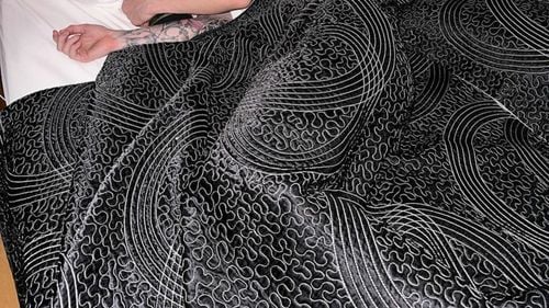 FOTO Messi a dormit cu trofeul Cupei Mondiale / Peste 165 de mii de comentarii și aproape un milion de like-uri în mai puțin de o oră / ”Frate! Dă-le și coechipierilor tăi o șansă, vor și ei”