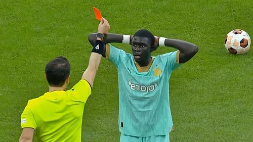 Arbitrii vor fi echipaţi cu camere video corporale la Cupa Mondială a Cluburilor din vara acestui an