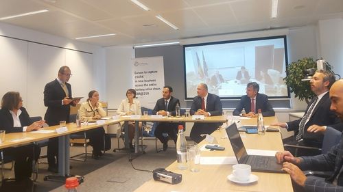 Producătorul român de baterii Prime Batteries Technology vrea să investească un miliard de euro până în 2026 în creșterea capacității de producție. Finanțare de la grupul european EIT InnoEnergy