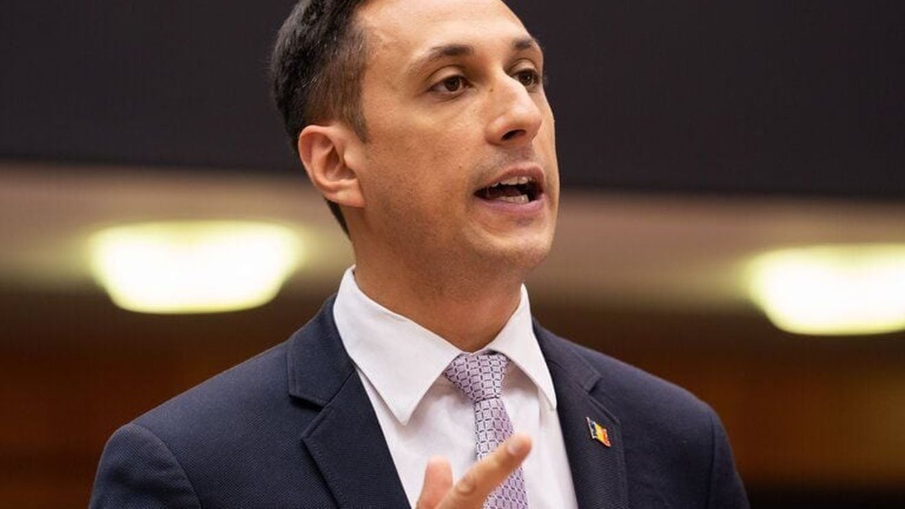 Vlad Gheorghe (DREPT): Miroase a anticipate / România are nevoie de o nouă construcţie