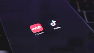 Utilizatorii TikTok din SUA migrează către aplicația chineză RedNote, pe fondul amenințărilor privind interzicerea rețelei: „Trebuie doar să învăț mandarina”